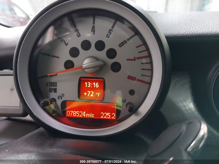 2010 Mini Cooper S VIN: WMWMF7C50ATX42797 Lot: 39768077