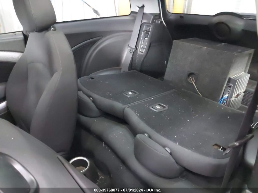 2010 Mini Cooper S VIN: WMWMF7C50ATX42797 Lot: 39768077