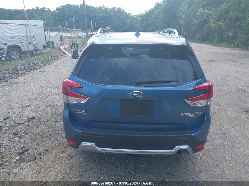 2023 Subaru Forester Touring VIN: JF2SKARC9PH403736 Lot: 39768287