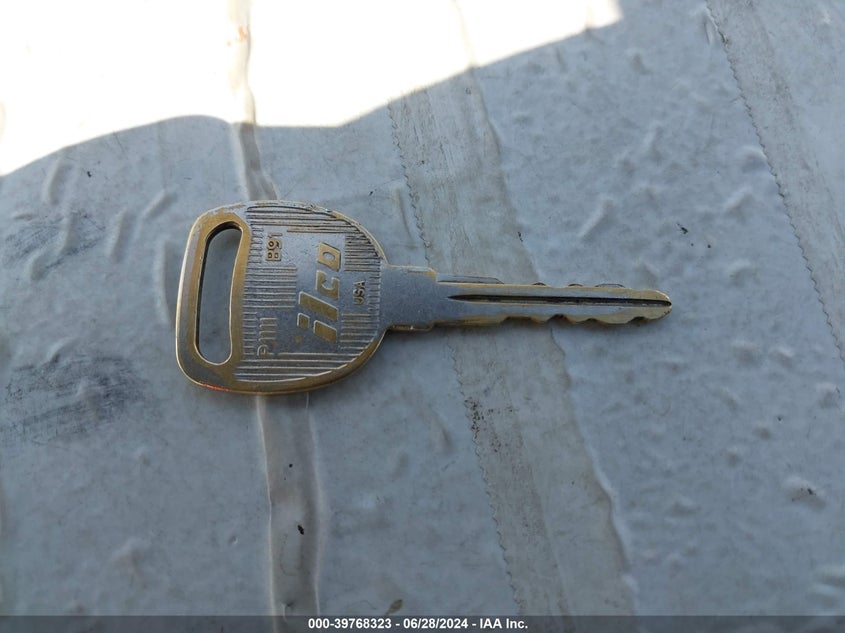 2005 Chevrolet Silverado K2500 Heavy Duty VIN: 1GCHK23295F871358 Lot: 39768323