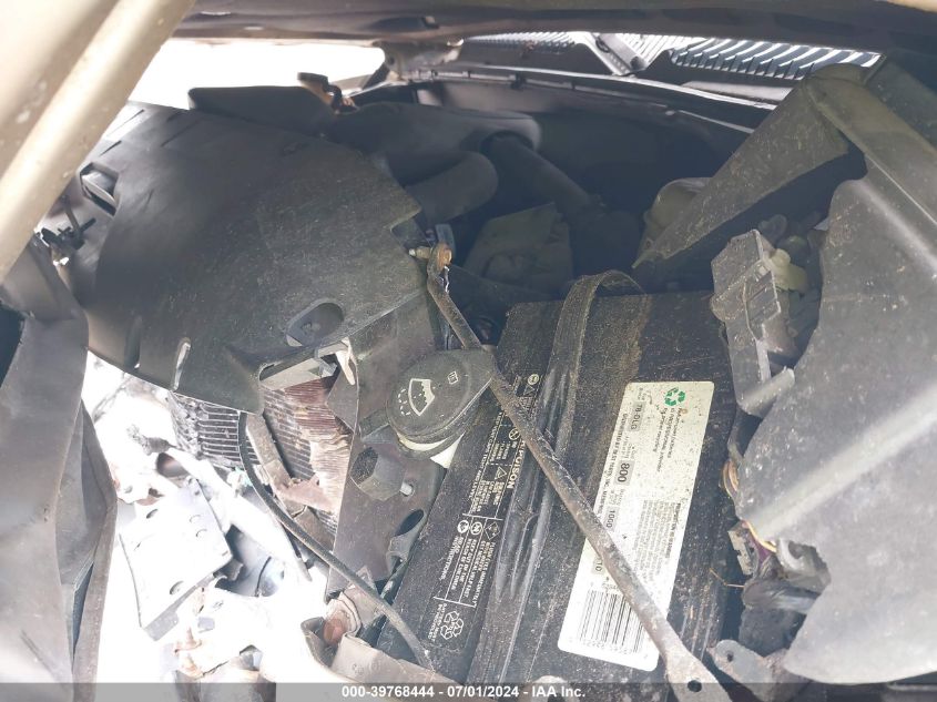 2004 GMC Sierra 1500 Sle VIN: 2GTEC19T341284282 Lot: 39768444