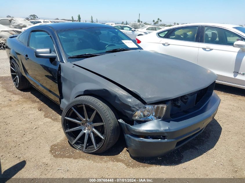 2007 Ford Mustang V6 Deluxe/V6 Premium VIN: 1ZVFT80N275214817 Lot: 39768448