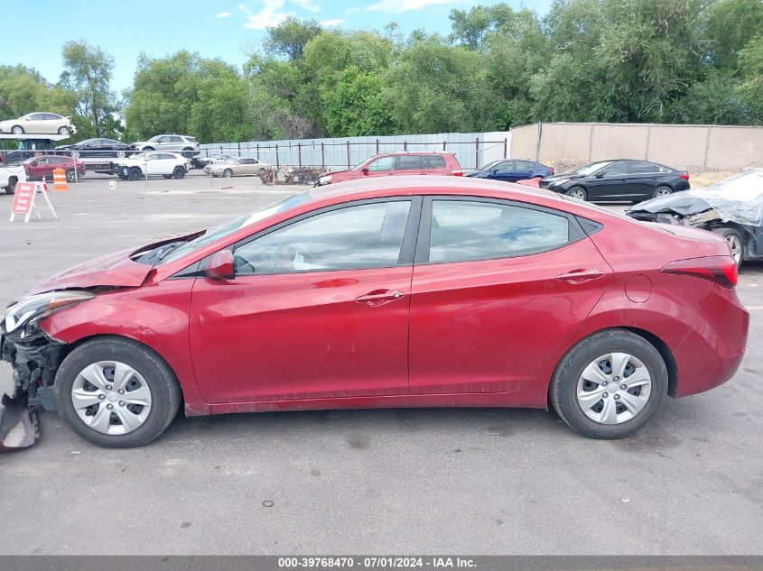 5NPDH4AE2GH678743 2016 Hyundai Elantra Se