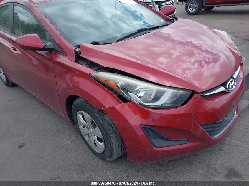 5NPDH4AE2GH678743 2016 Hyundai Elantra Se