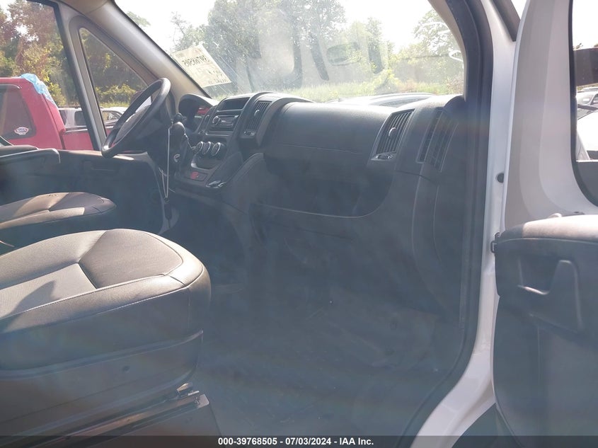 2017 RAM PROMASTER 1500 LOW ROOF 136 WB - 3C6TRVAG9HE518761