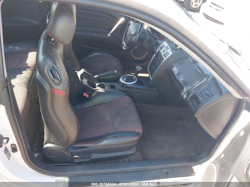 2005 Hyundai Tiburon Gt/Se VIN: KMHHN65F95U169000 Lot: 39768534