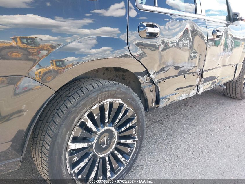 5LMJJ2JTXFEJ00701 2015 Lincoln Navigator