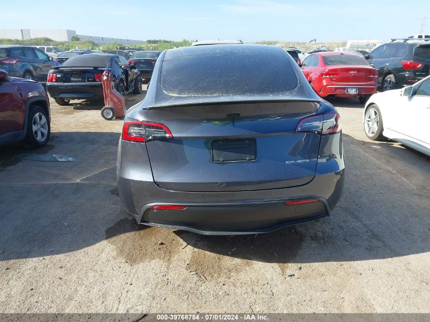 2022 Tesla Model Y Performance Dual Motor All-Wheel Drive VIN: 7SAYGDEF8NF396192 Lot: 39768754