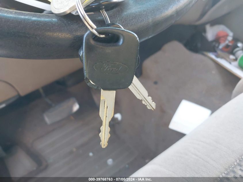 2001 Ford F-150 Harley-Davidson Edition/King Ranch Edition/Lariat/Xlt VIN: 1FTRW07W91KD52984 Lot: 39768763