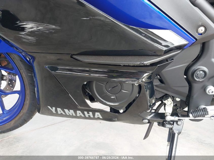 MH3RH17Y5KK001333 2019 Yamaha Yzfr3