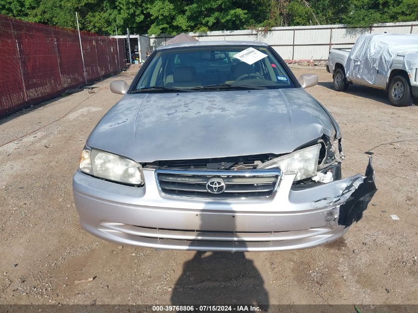 2000 Toyota Camry Le V6 VIN: 4T1BF22K7YU949451 Lot: 39768806