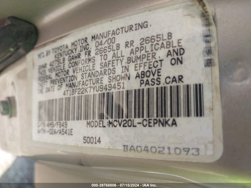 2000 Toyota Camry Le V6 VIN: 4T1BF22K7YU949451 Lot: 39768806