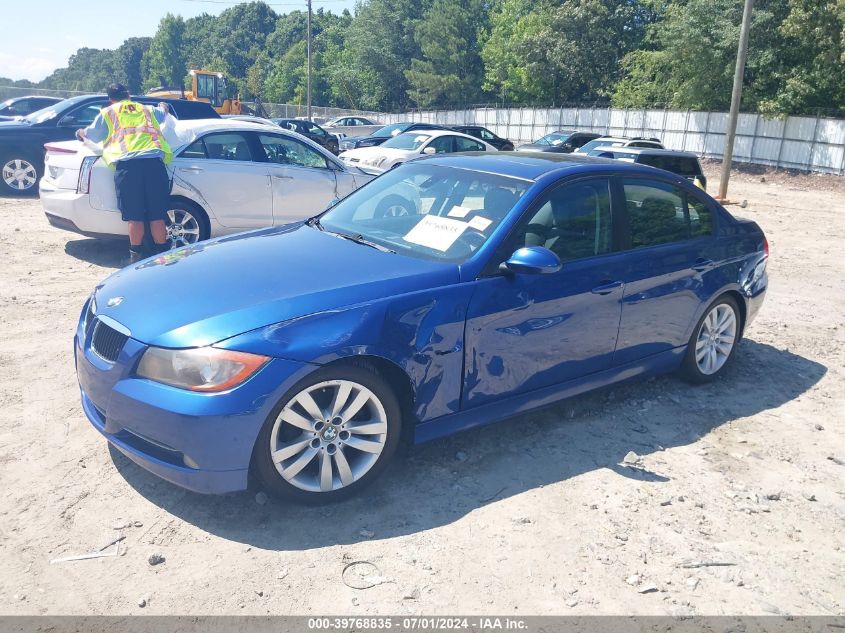 2008 BMW 328I VIN: WBAVA375X8NL19293 Lot: 39768835