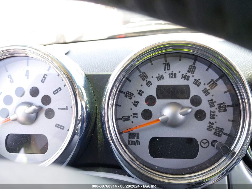 2005 Mini Cooper S VIN: WMWRE33555TG98094 Lot: 39768914