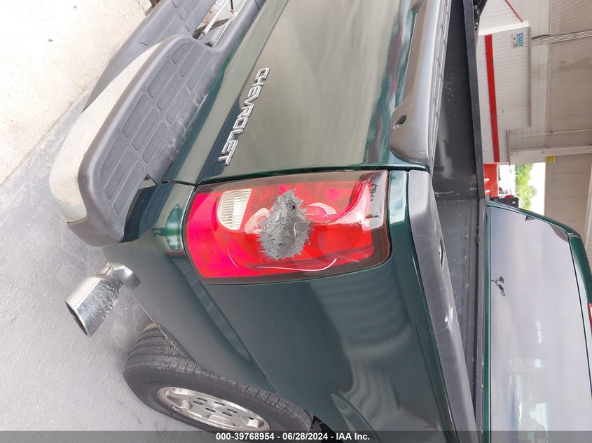 2004 Chevrolet Silverado 1500 Ls VIN: 2GCEC13T841402805 Lot: 39768954