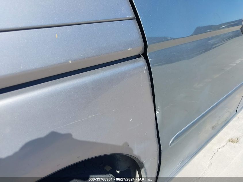 2000 Honda Odyssey Lx VIN: 2HKRL1857YH605331 Lot: 39768961