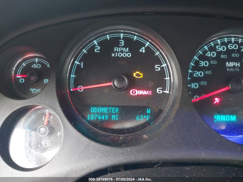 2010 Chevrolet Suburban 1500 Lt1 VIN: 1GNUKJE33AR165811 Lot: 39769076