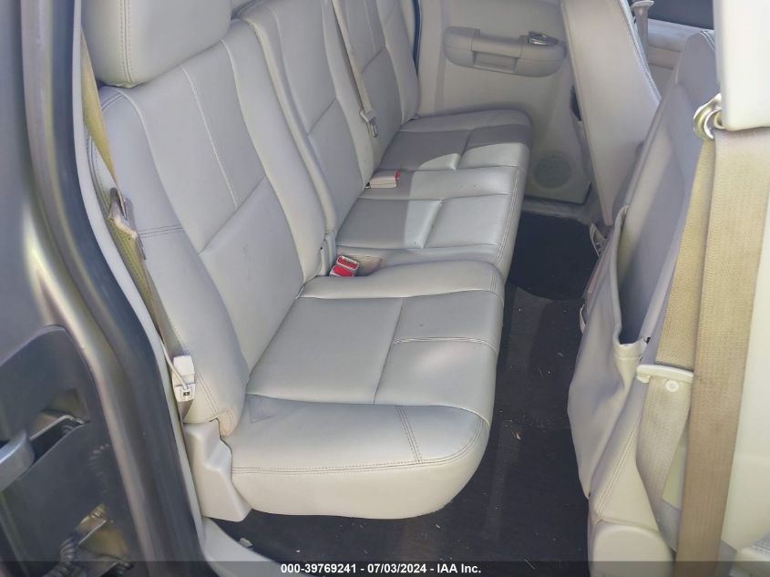 2008 Chevrolet Silverado C1500 VIN: 2GCEC190881311682 Lot: 39769241