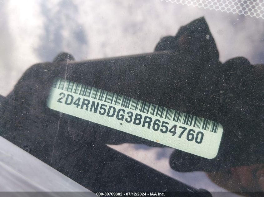 2011 Dodge Grand Caravan Crew VIN: 2D4RN5DG3BR654760 Lot: 39769302