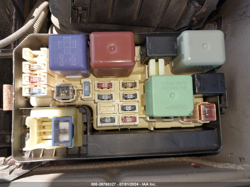 2001 Chevrolet Prizm VIN: 1Y1SK52811Z445293 Lot: 39769327