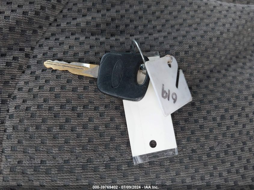 1999 Ford F-150 Lariat/Work Series/Xl/Xlt VIN: 1FTRX17W6XNA98161 Lot: 39769402