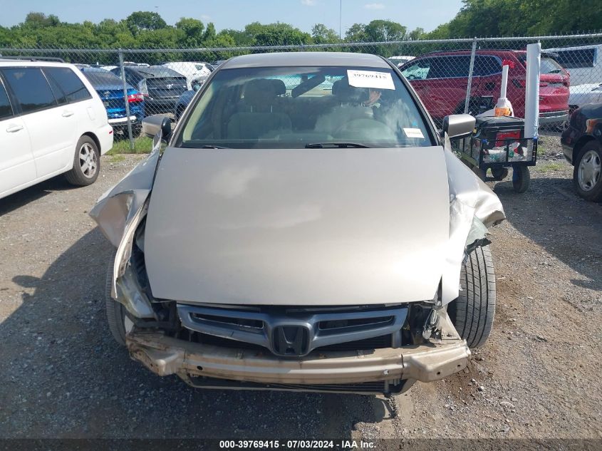 2005 Honda Accord Dx VIN: 1HGCM56115A083598 Lot: 39769415