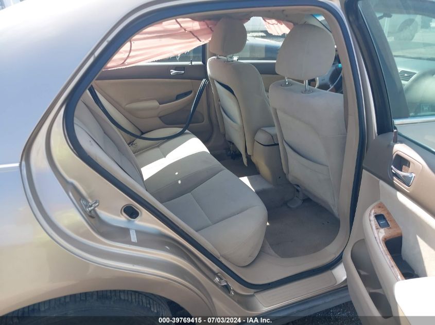 2005 Honda Accord Dx VIN: 1HGCM56115A083598 Lot: 39769415