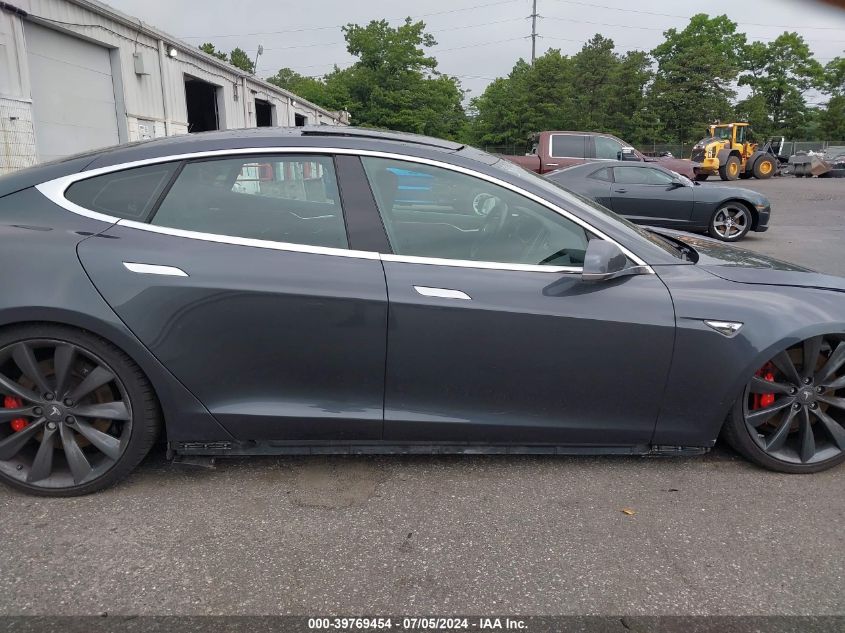 5YJSA1E42FF109397 2015 Tesla Model S 85D/P85D