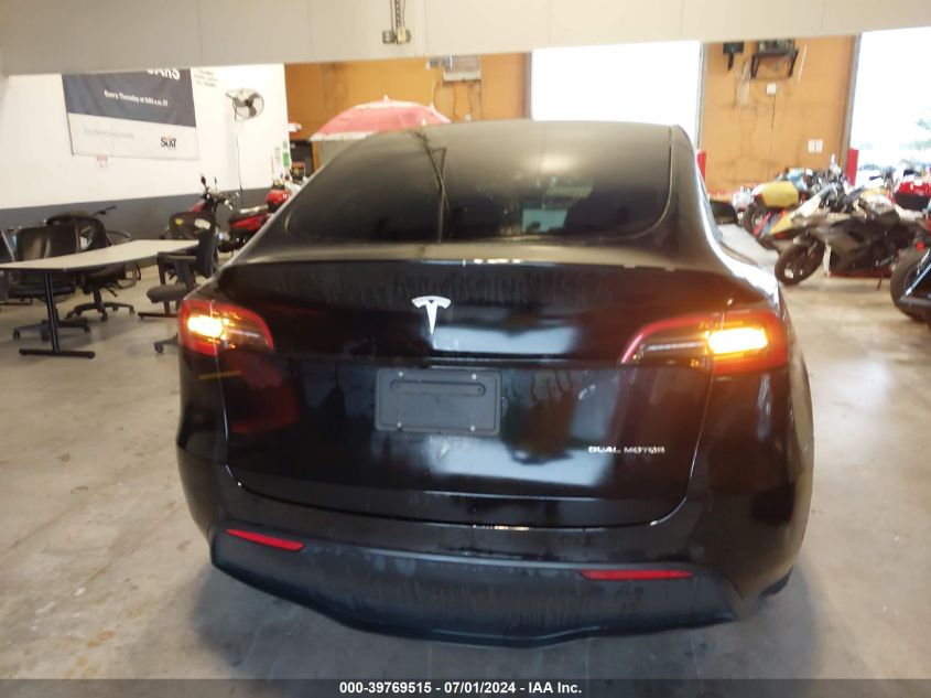 2022 Tesla Model Y Long Range Dual Motor All-Wheel Drive VIN: 7SAYGDEEXNF462149 Lot: 39769515