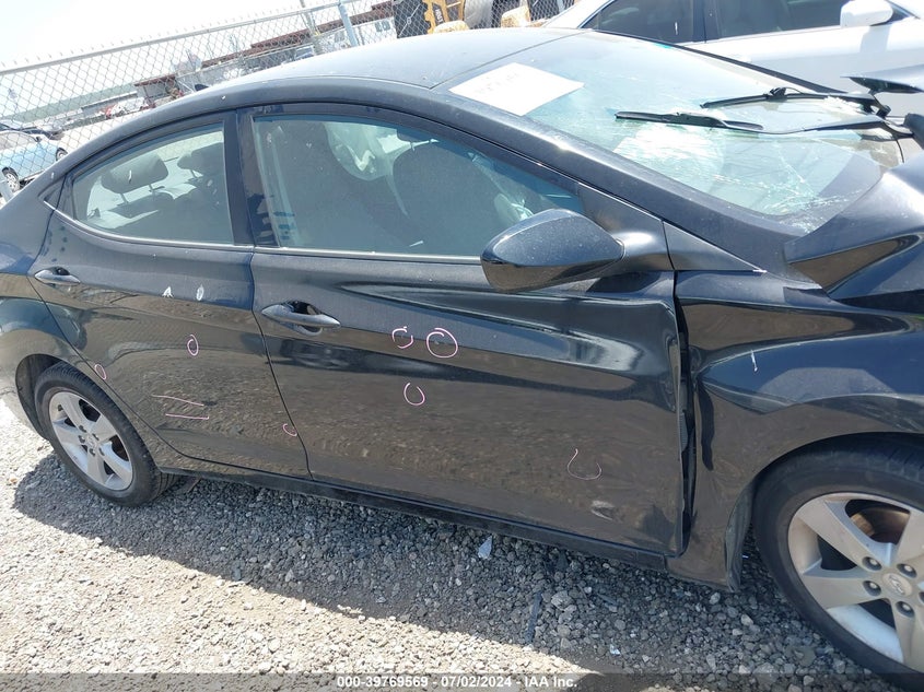 2013 Hyundai Elantra Gls/Limited VIN: KMHDH4AE3DU840974 Lot: 39769569