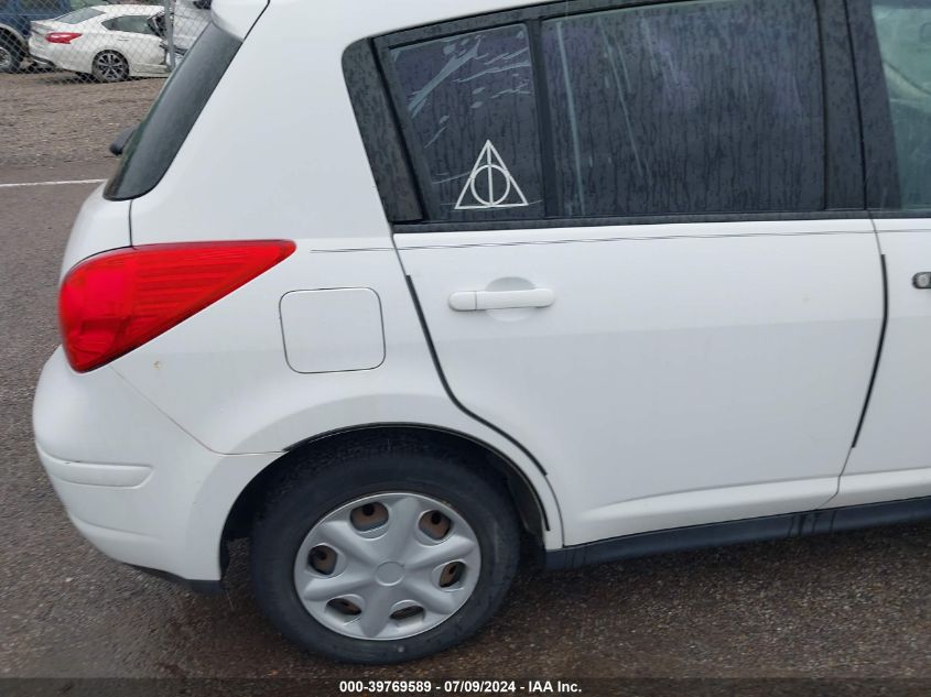 2009 Nissan Versa 1.8S VIN: 3N1BC13E39L357432 Lot: 39769589