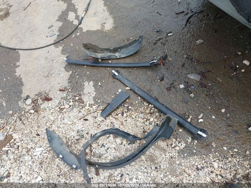 2001 Chevrolet Tracker Hard Top Zr2 VIN: 2CNBJ734616914528 Lot: 39769596