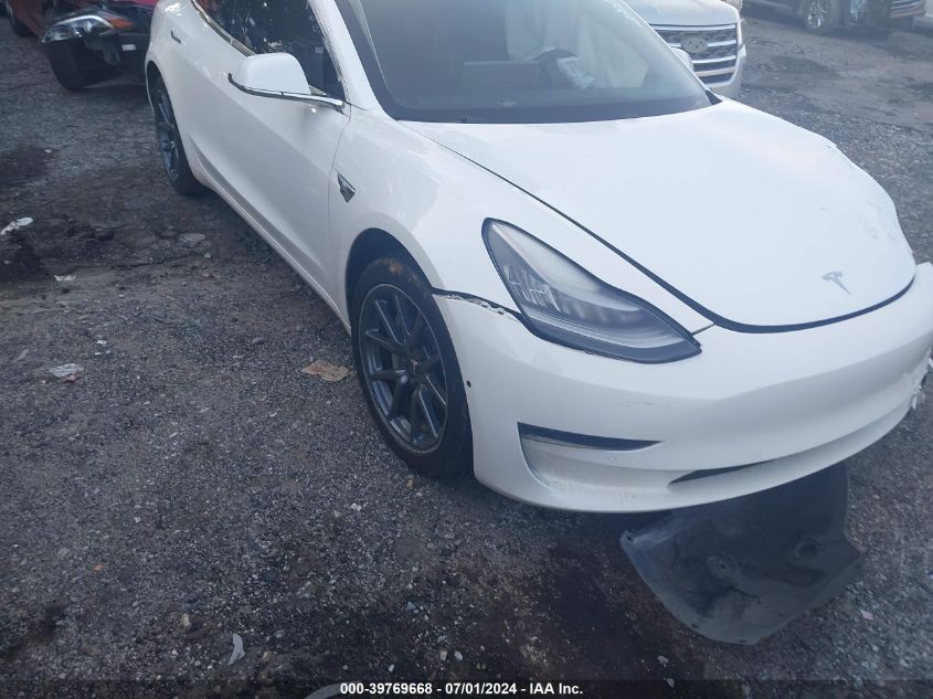 2018 Tesla Model 3 Long Range/Mid Range VIN: 5YJ3E1EA8JF063453 Lot: 39769668