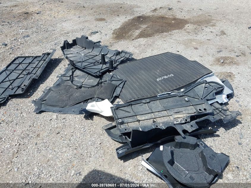 2020 Toyota Rav4 Xle Premium VIN: JTMA1RFV8LD528553 Lot: 39769681