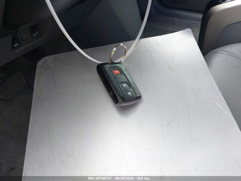 2008 Toyota Prius Touring VIN: JTDKB20UX83359884 Lot: 39769701