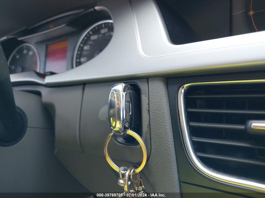 2009 Audi A4 2.0T Premium VIN: WAUSF78K89N047831 Lot: 39769707