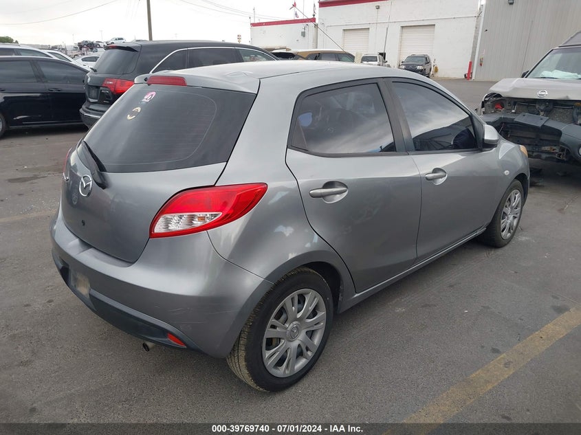 2014 Mazda Mazda2 Sport VIN: JM1DE1KZ2E0174325 Lot: 39769740