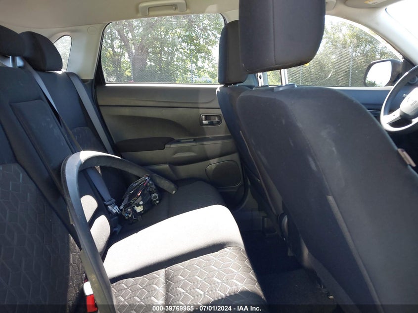 2023 Mitsubishi Outlander Sport 2.0 Es Awc VIN: JA4ARUAU2PU005488 Lot: 39769955