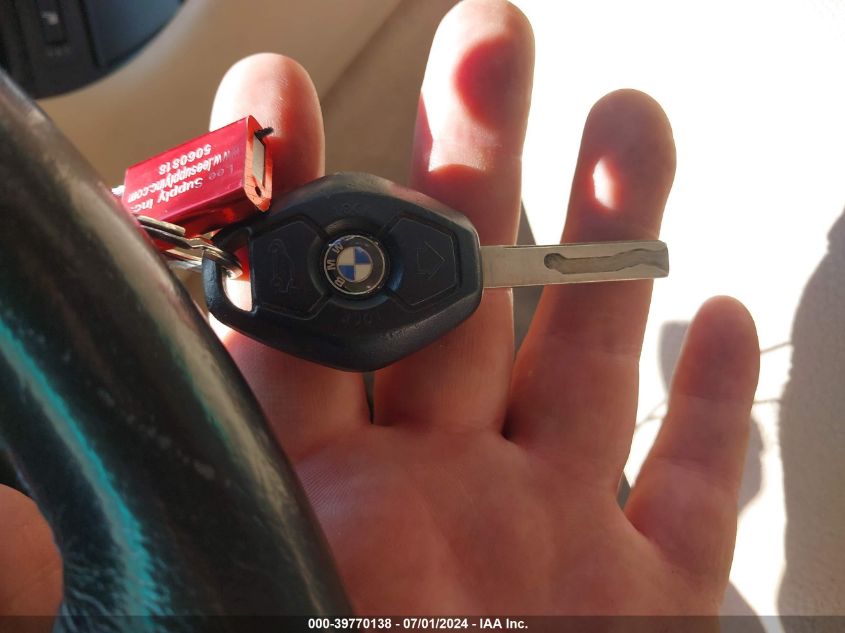 2003 BMW 325Xi VIN: WBAEU33493PM58011 Lot: 39770138