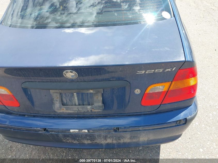2003 BMW 325Xi VIN: WBAEU33493PM58011 Lot: 39770138