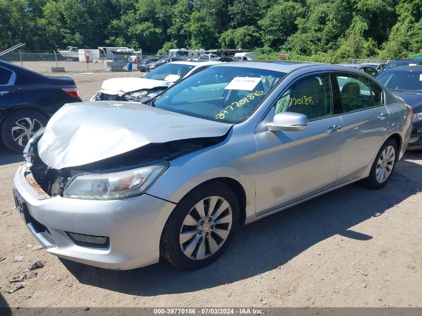 1HGCR3F89FA000746 2015 HONDA ACCORD - Image 2