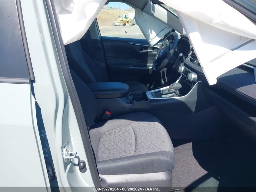 2021 TOYOTA RAV4 XLE - 2T3W1RFV9MW140774