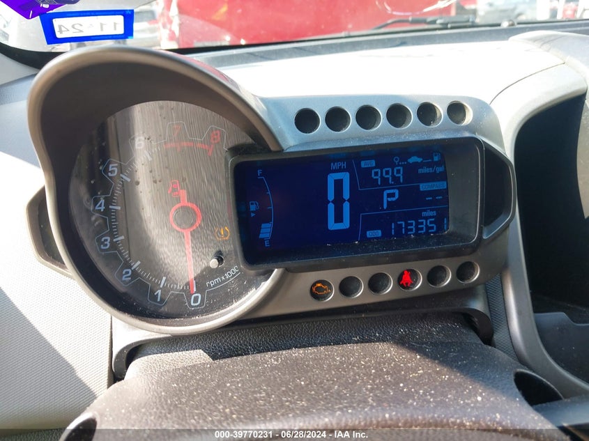 2015 Chevrolet Sonic Lt Auto VIN: 1G1JC6SHXF4136325 Lot: 39770231