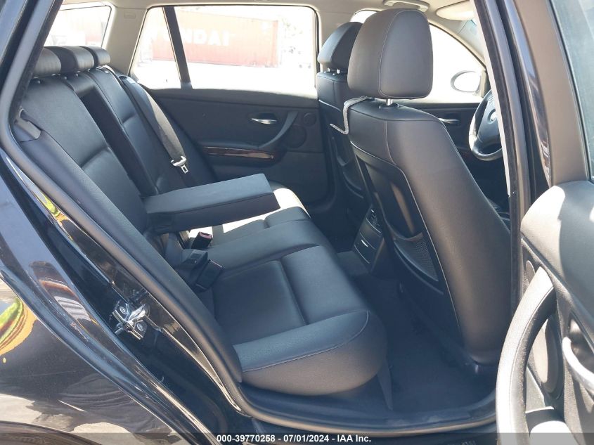 2007 BMW 328Xi VIN: WBAVT73577FZ35274 Lot: 39770258