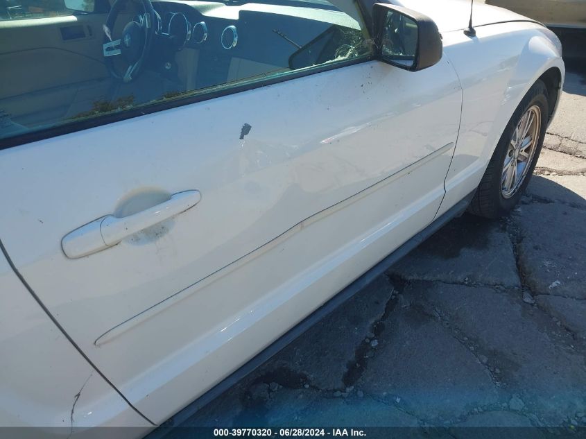 2007 Ford Mustang V6 Deluxe/V6 Premium VIN: 1ZVFT80N775291540 Lot: 39770320