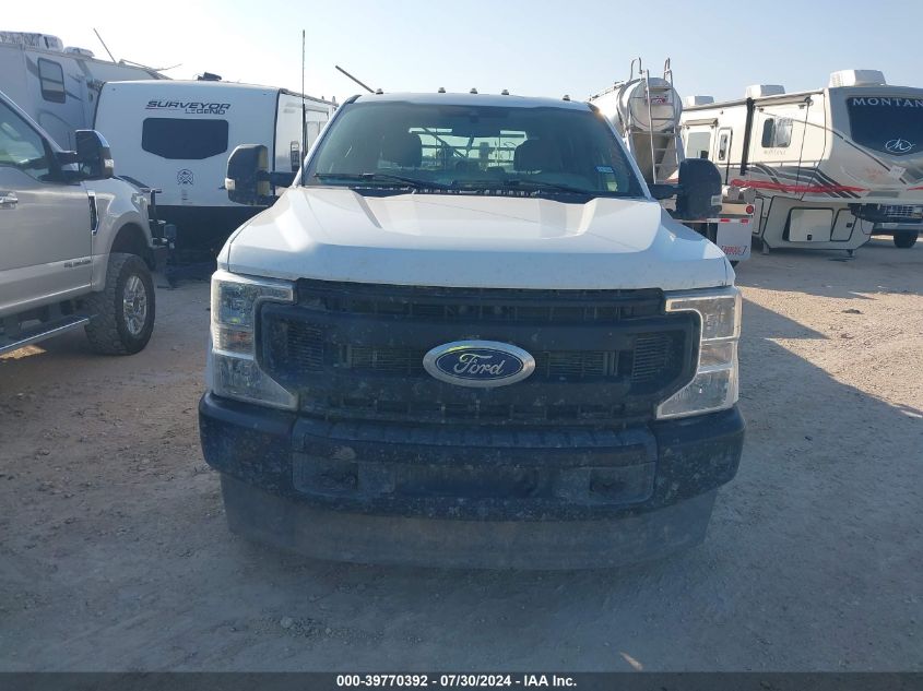 2022 Ford F350 Super Duty VIN: 1FD8W3HT8NEF12581 Lot: 39770392