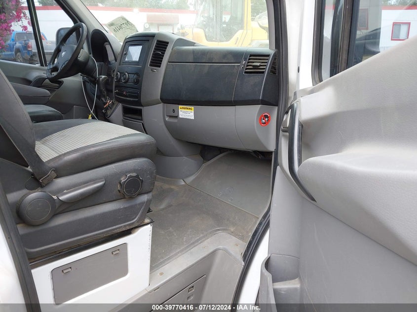 2009 Dodge Sprinter Van 2500 VIN: WD0PE745X95380891 Lot: 39770416