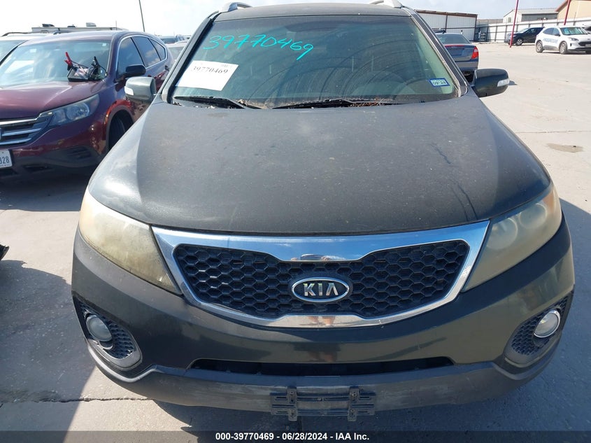 2011 Kia Sorento Lx VIN: 5XYKT4A11BG105402 Lot: 39770469