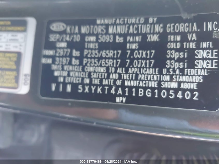 2011 Kia Sorento Lx VIN: 5XYKT4A11BG105402 Lot: 39770469