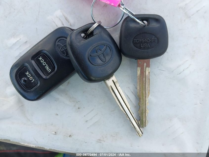 2005 Toyota Corolla Le VIN: 1NXBR32E35Z455607 Lot: 39770494